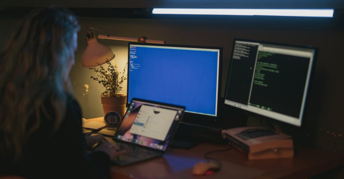 Former DarkSide ransomware affiliate distributing trojanized installers via malvertising